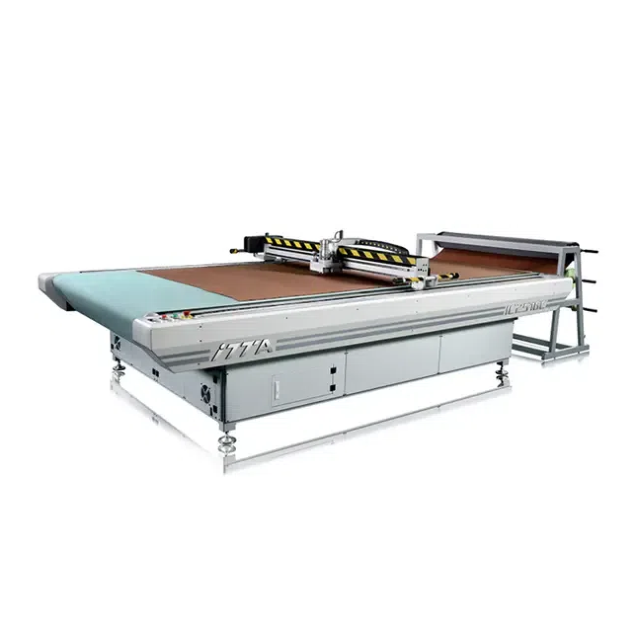 How Does A CNC Blade Cutting Machine Work?